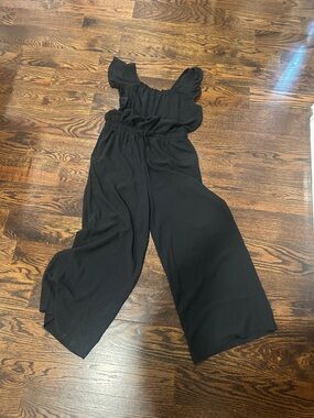 Women's Black Wide-Leg Ruffle Sleeve Jumpsuit